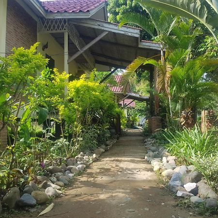 Vang Vieng Ruby'S Homestay 外观 照片