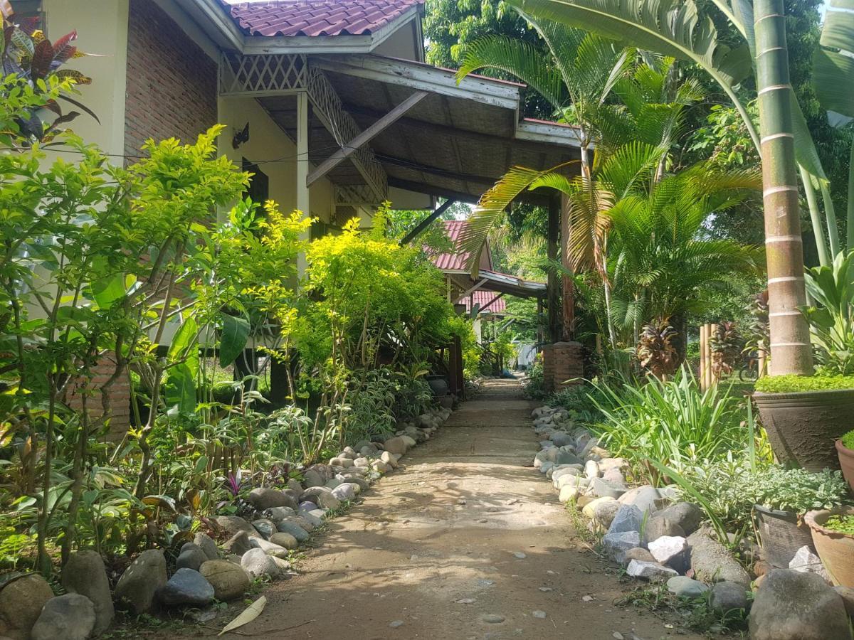 Vang Vieng Ruby'S Homestay 外观 照片